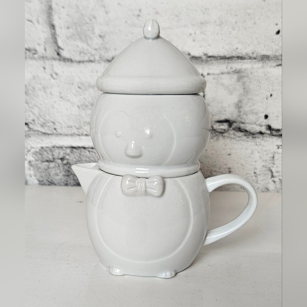 Vintage Penguin Cream and Sugar Stacked